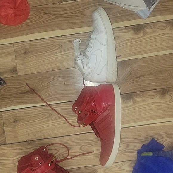 Red addidas mid lows with velcro strap - Picture 6 of 6